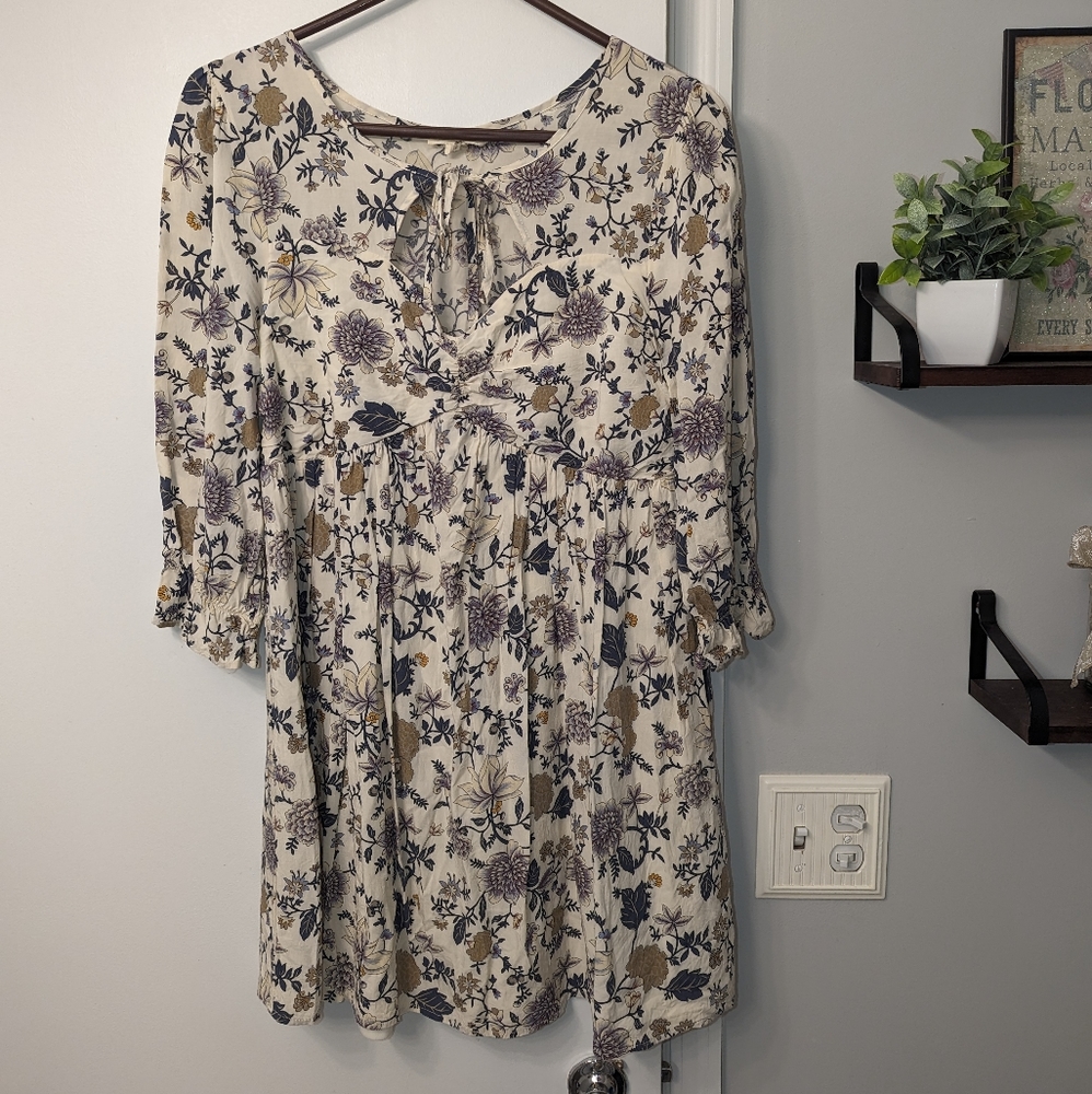 Floral Dress with Keyhole Neck & Ties